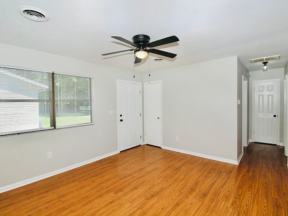4th image of 626 N 32nd St #2