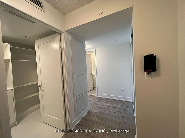 10 Eva Rd #1806 — Photo 12