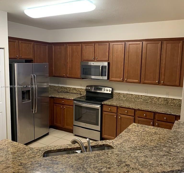 1st image of 10600 NW 88th St APT 205