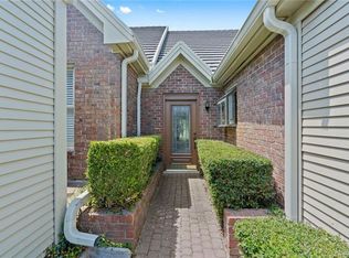 34 Tournament Way, The Hills, TX 78738