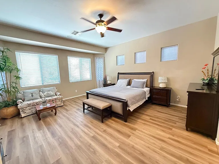 1928 W Spur Dr — Photo 13