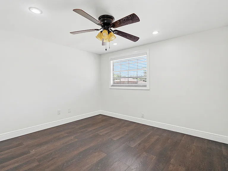 7014 Edenbrook Ct — Photo 19