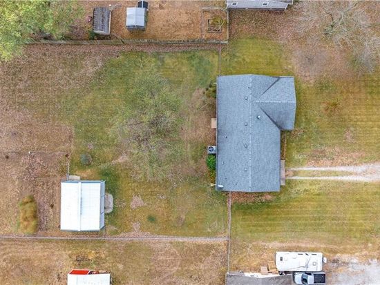 178 N Davis St, Pea Ridge, AR 72751