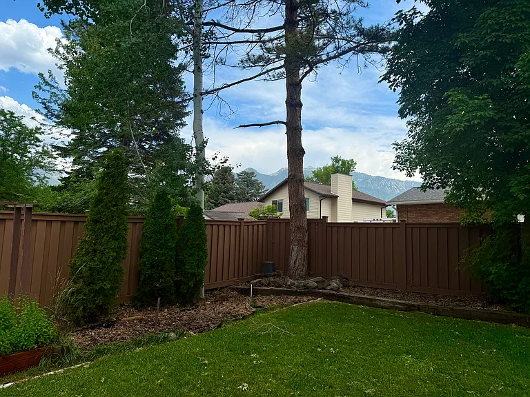 1910 E Southbridge Way — Photo 5