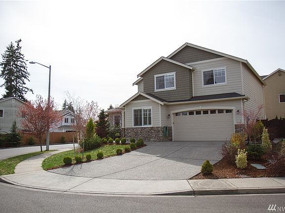 2nd image of 4717 137th St SE
