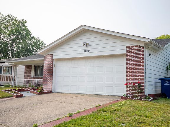 5th image of 2072 Balmoral Ct