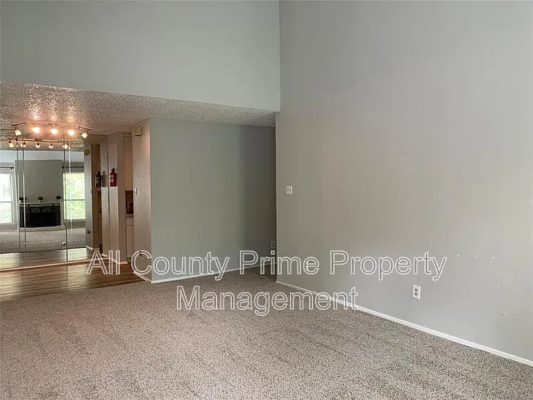 10049 Westpark Dr #168 — Photo 6