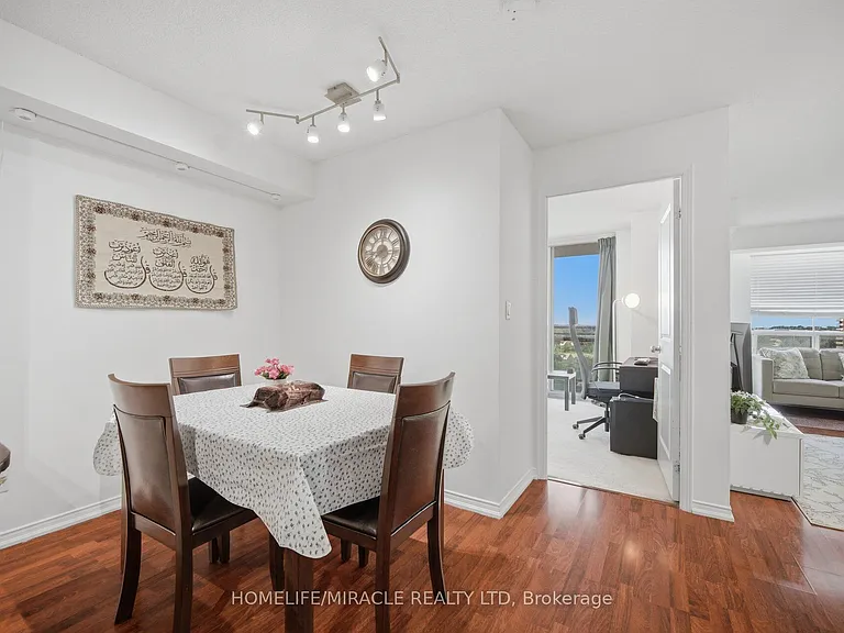8 Rosebank Dr #8 — Photo 13