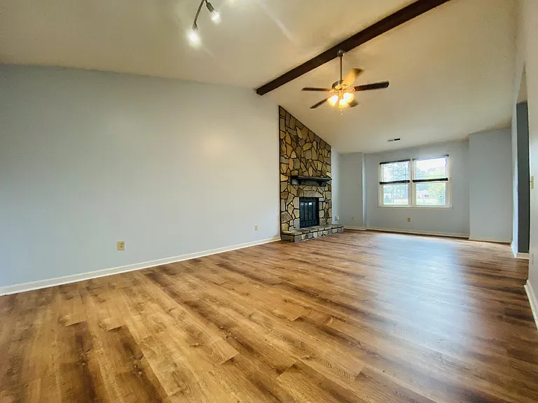 212 S Elton Cir — Photo 16