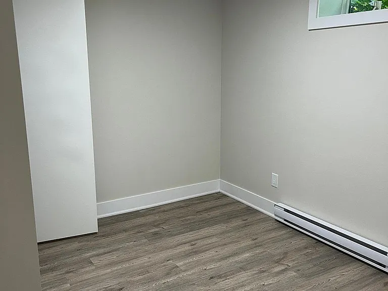130 Nicholas Cres #BASEMENT — Photo 4