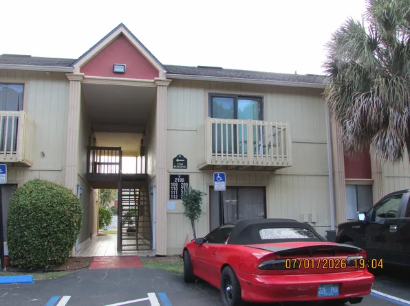 2190 Forest Knoll Dr NE APT 212, Palm Bay, FL 32905