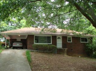 1042 Holly Cir, Forest Park, GA 30297