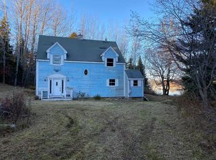 57 Dogfish Head Rd, Southport, ME 04576