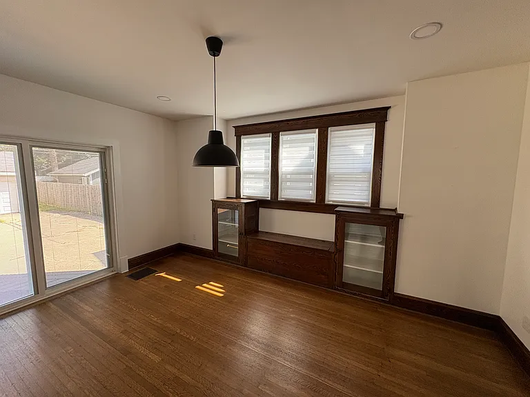4315 Carrollton Ave — Photo 7