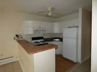 97-19 220th St, Queens Village, NY 11429