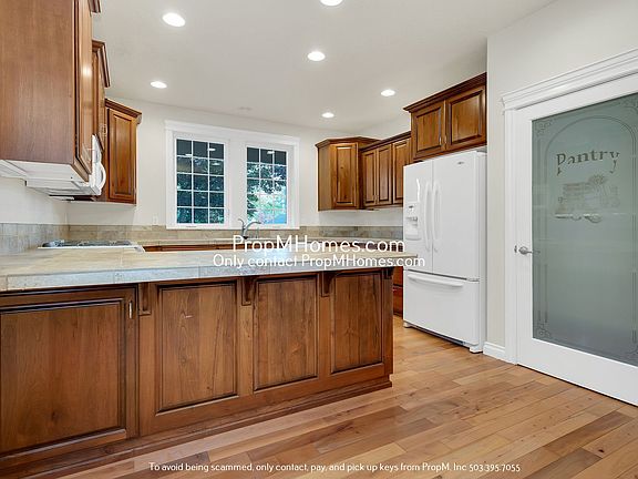 5th image of 18683 Heskett Ct