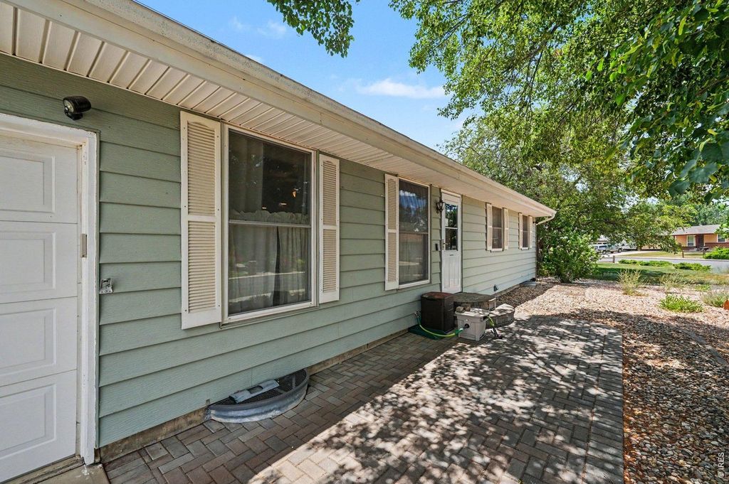 3954 Cottonwood Dr