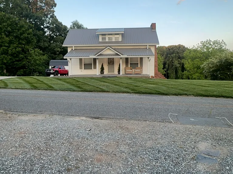 464 Linneys Mountain Rd — Photo 9