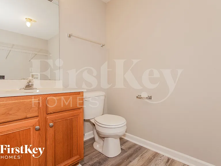 5633 Waverly Lynn Ln — Photo 9