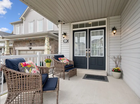 222 Dolman St, Woolwich, ON N0B 1M0