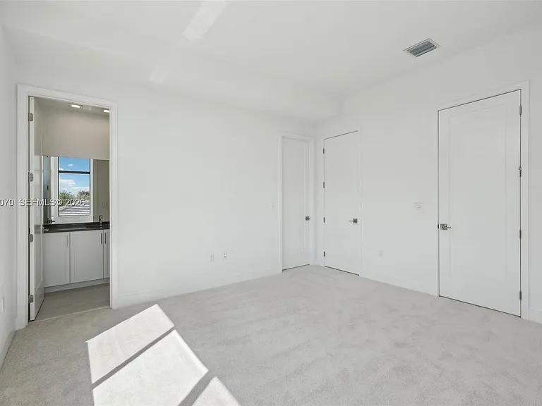 13075 Feathering Way — Photo 36