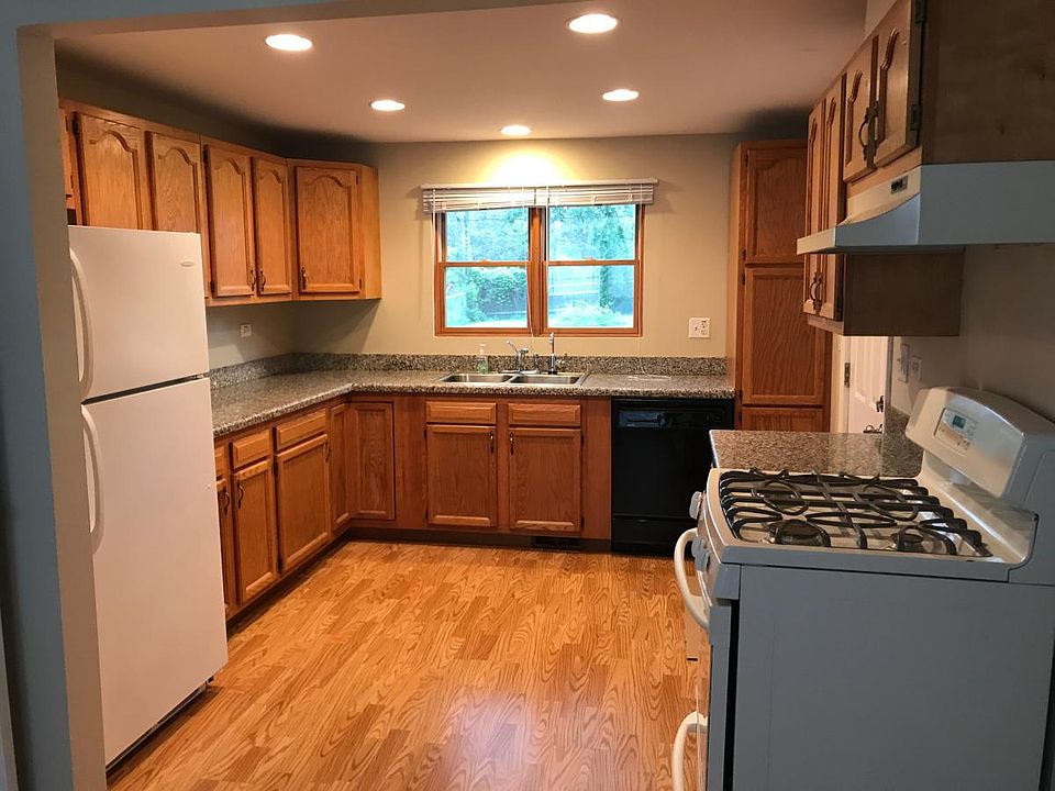 1st image of 21281 W Danny Ln