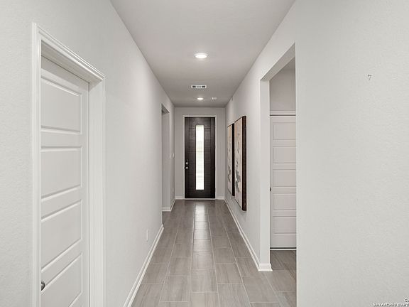 3rd image of 11351 Acorn Bluff