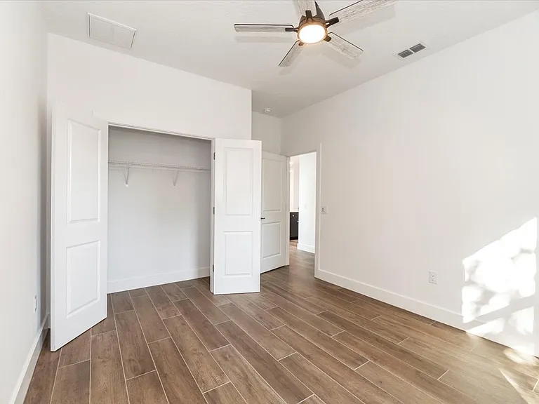 1709 Holly Rd — Photo 56