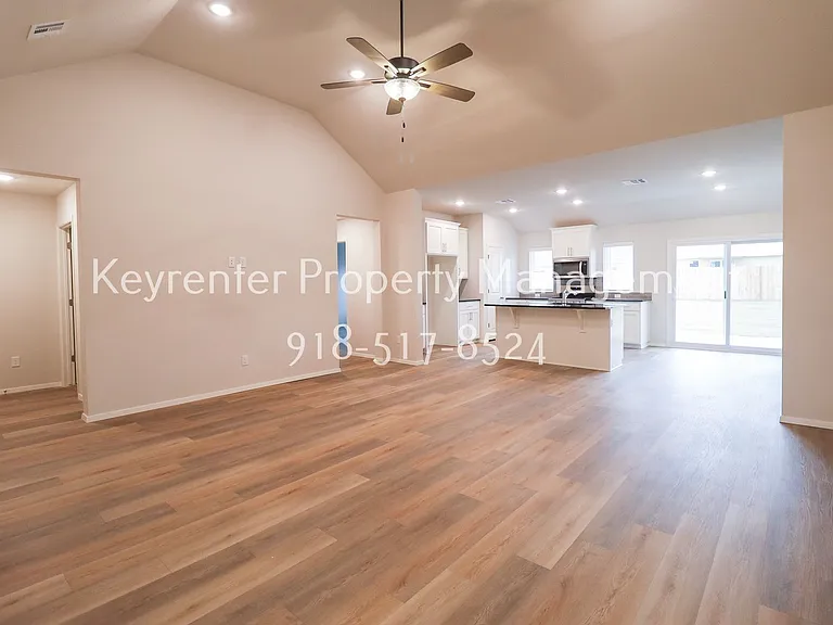 3109 S Redwood Pl — Photo 6