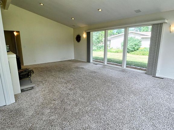 5th image of 6307 Westview Dr