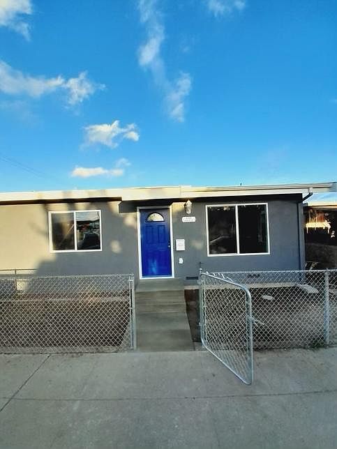 1st image of 2700-2 Virginia Ave