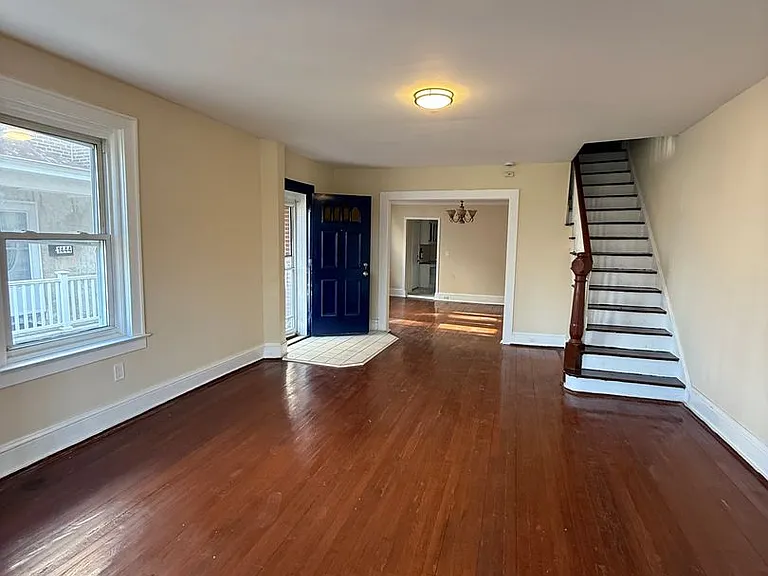 1442 W State St — Photo 6