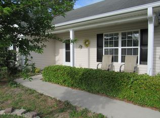 67 Pelican Cir, Beaufort, SC 29906