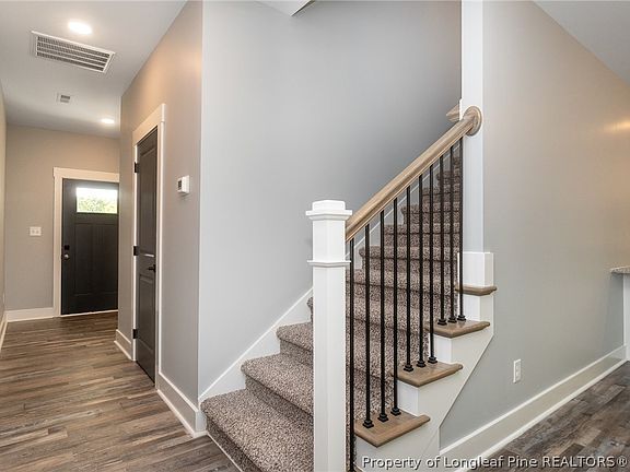 3rd image of 3023 Candlelight Dr