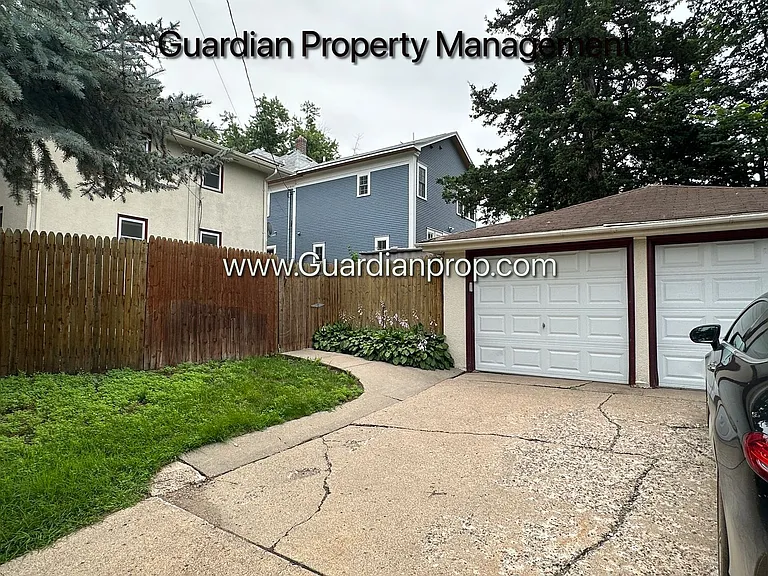 4402 Zenith Ave S — Photo 16