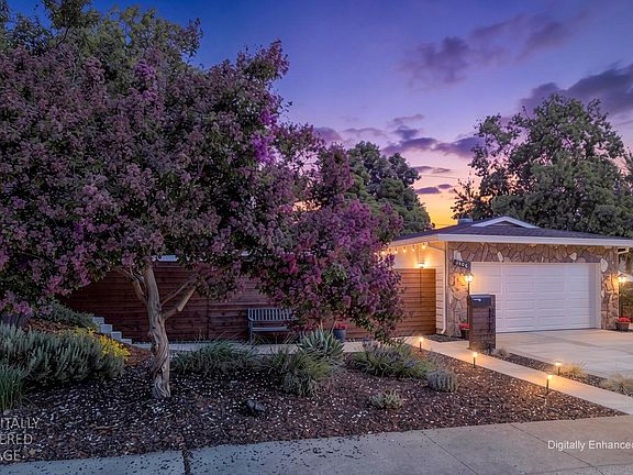 3rd image of 1308 Champion Oaks Dr