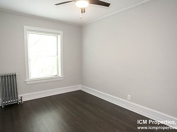 4th image of 1610 W Berteau Ave #1