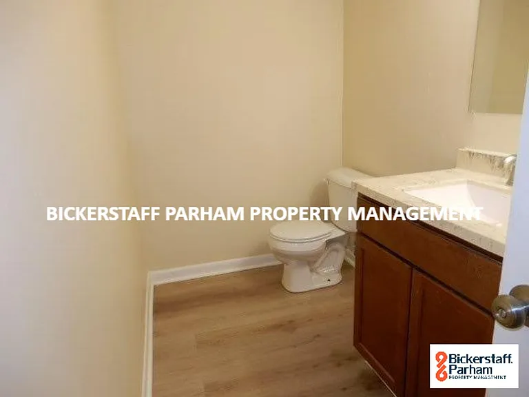 1263 Cedar Ave — Photo 13