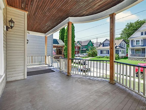 4th image of 19 Ryan St