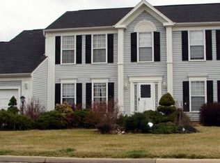13177 Oak Farm Dr, Woodbridge, VA 22192
