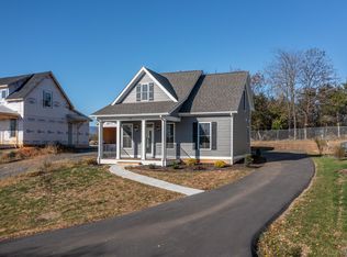 320 Lilly Bell Dr, Lexington, VA
