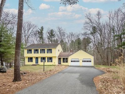 332 Raleigh Tavern Ln, North Andover, MA, 01845