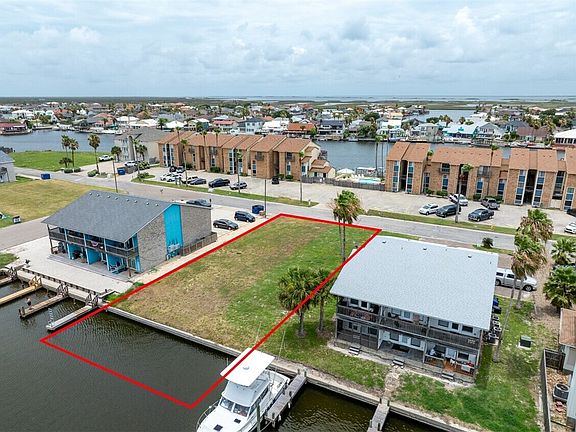 2nd image of 15422 Fortuna Bay Dr