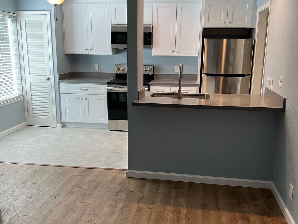 1st image of 114-2501 Imola Ave W #114