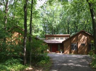 1205 Marriet Ct, Midland, MI 48640
