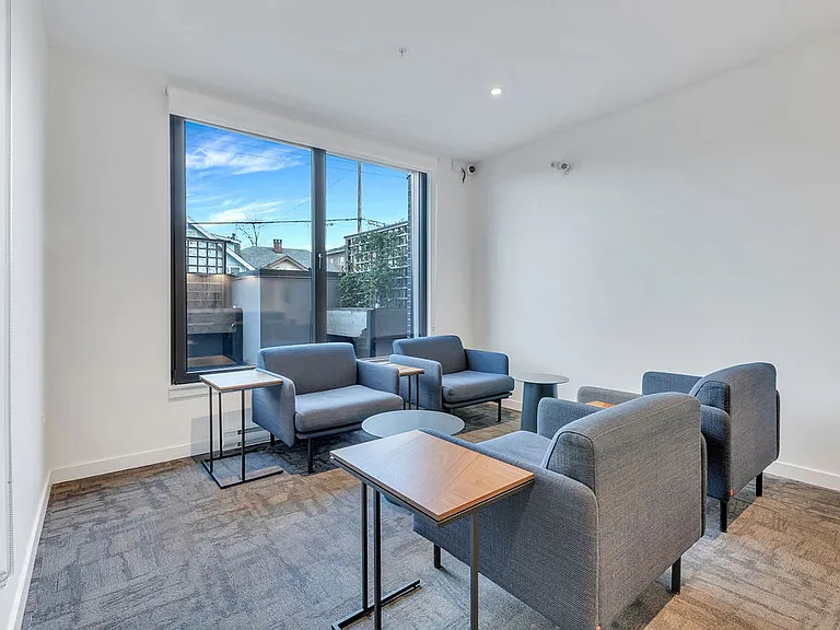 3455 Hastings St E — Photo 19