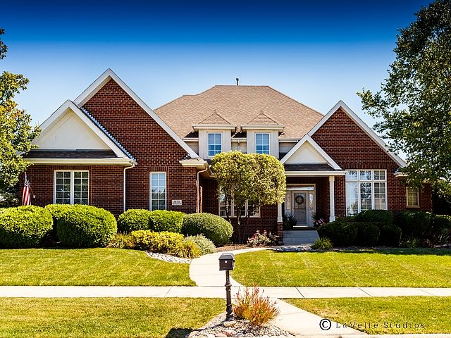 1st image of 16741 Muirfield Dr