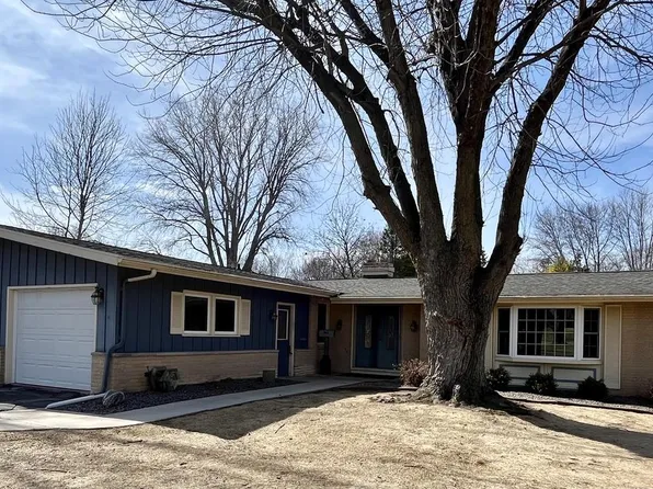 343 South Francis STREET, Brillion, WI 54110