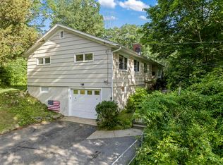 4 Hoitt Dr, Durham, NH 03824