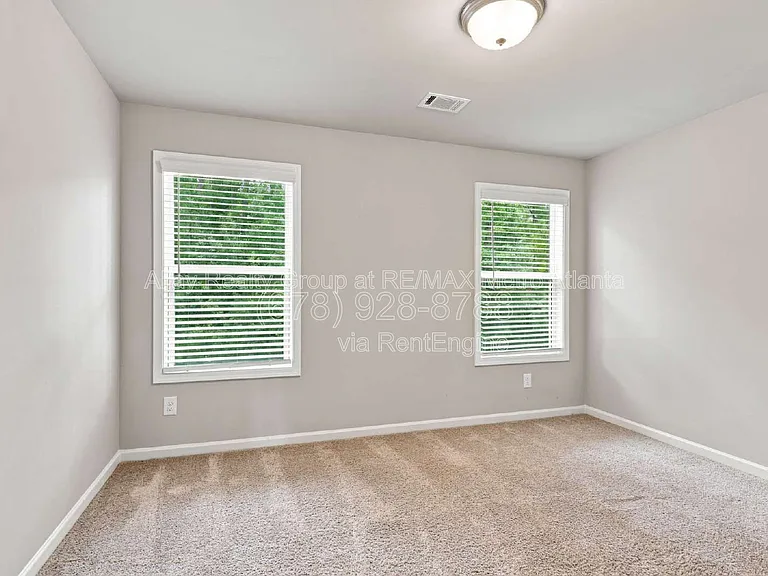 3397 Wolf Cub Cir — Photo 26
